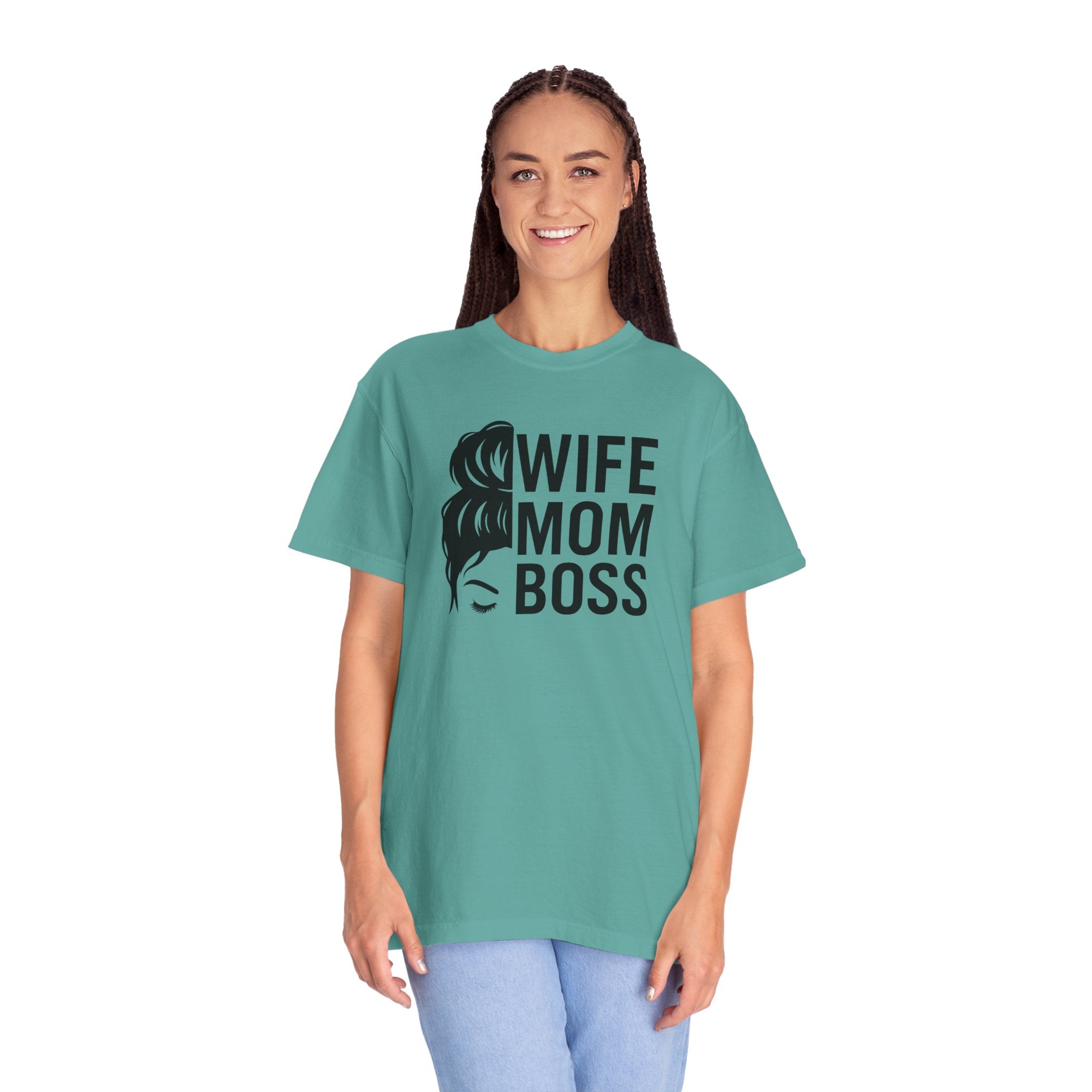 Wife Mom Boss T-Shirt, Unisex Tee for Moms, Gift for New Moms, Casual Outfit, Mother's Day Gift