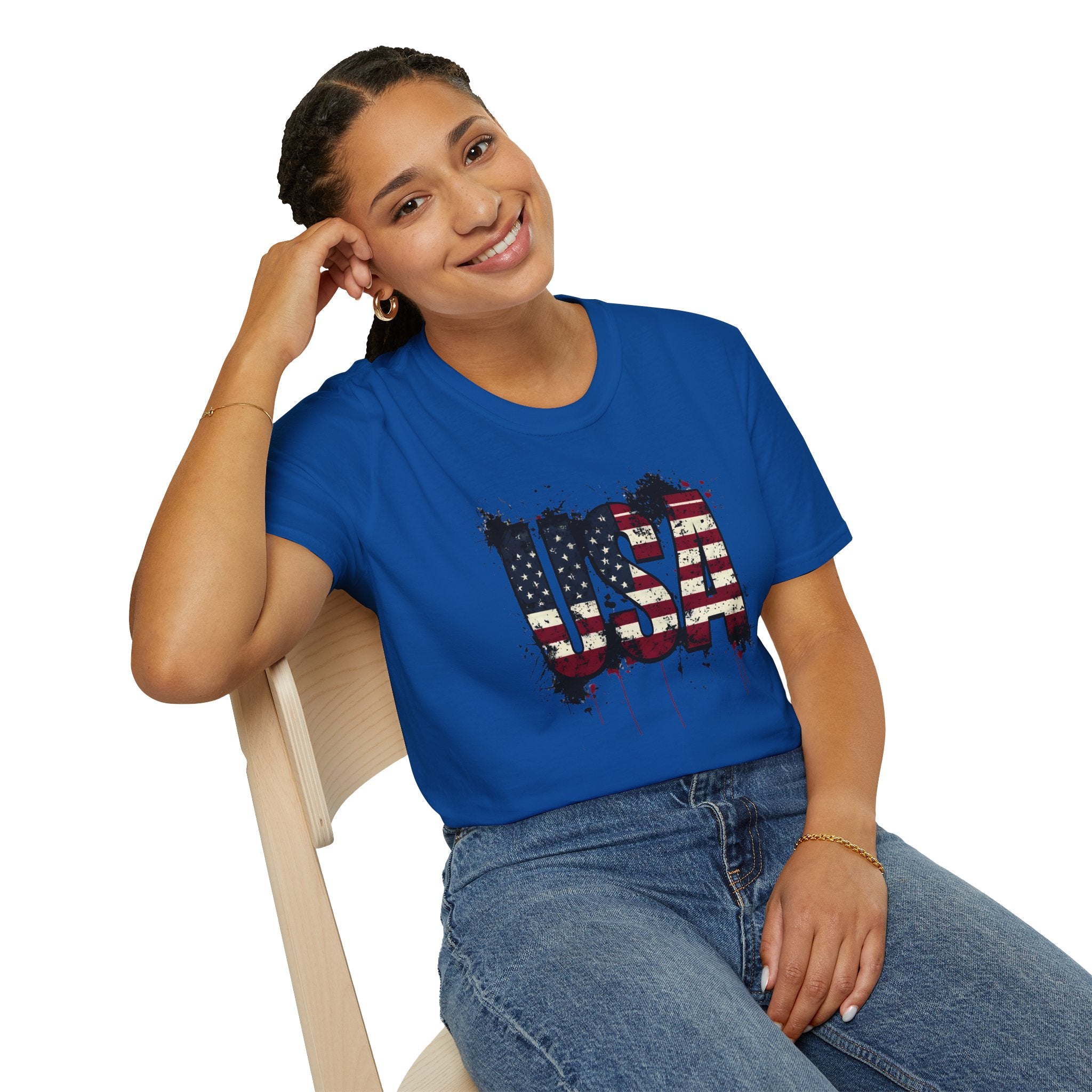 USA Flag Grunge T-Shirt — Distressed American Flag Graphic Tee for 4th of July
