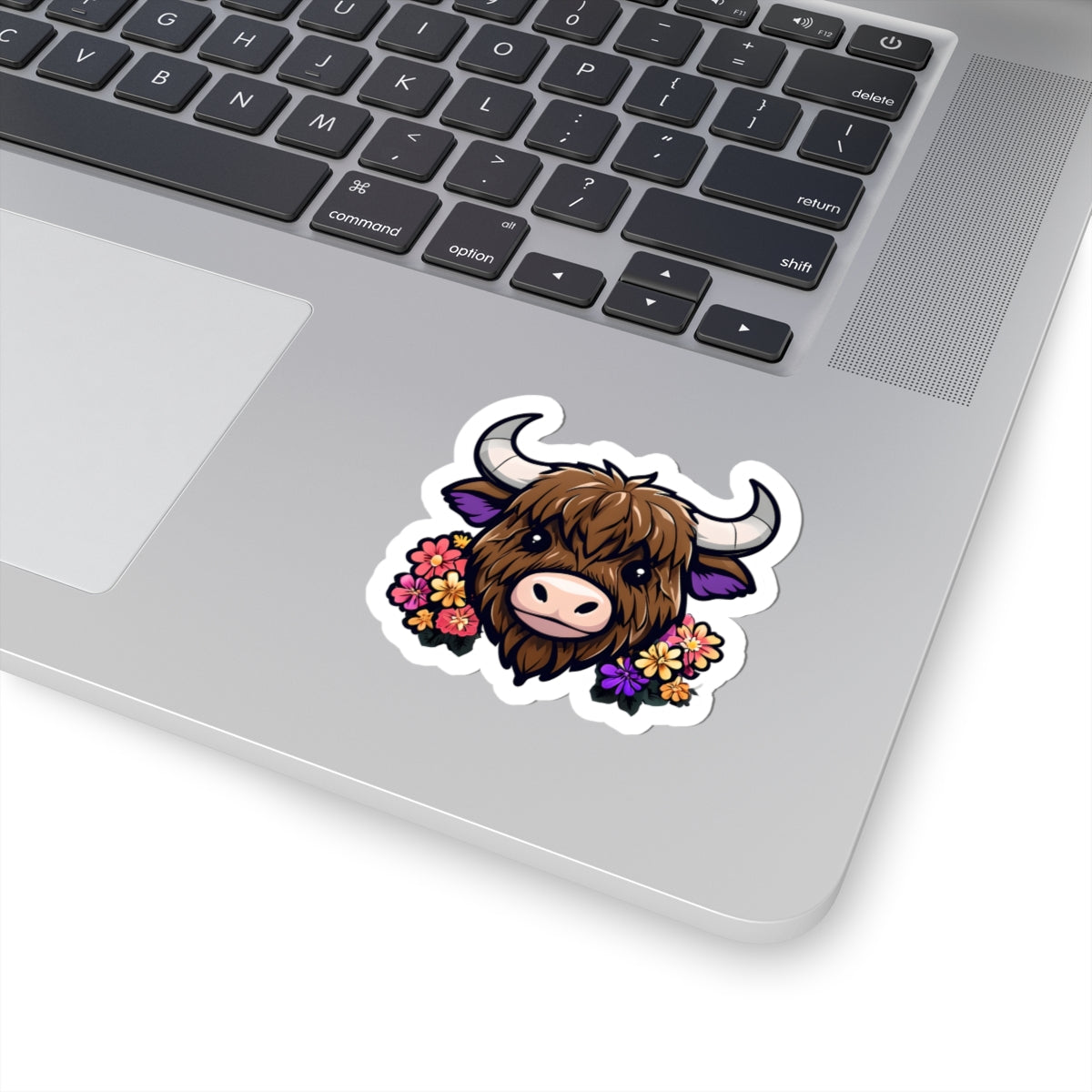 Adorable Highland Cow Kiss-Cut Stickers with Floral Accents