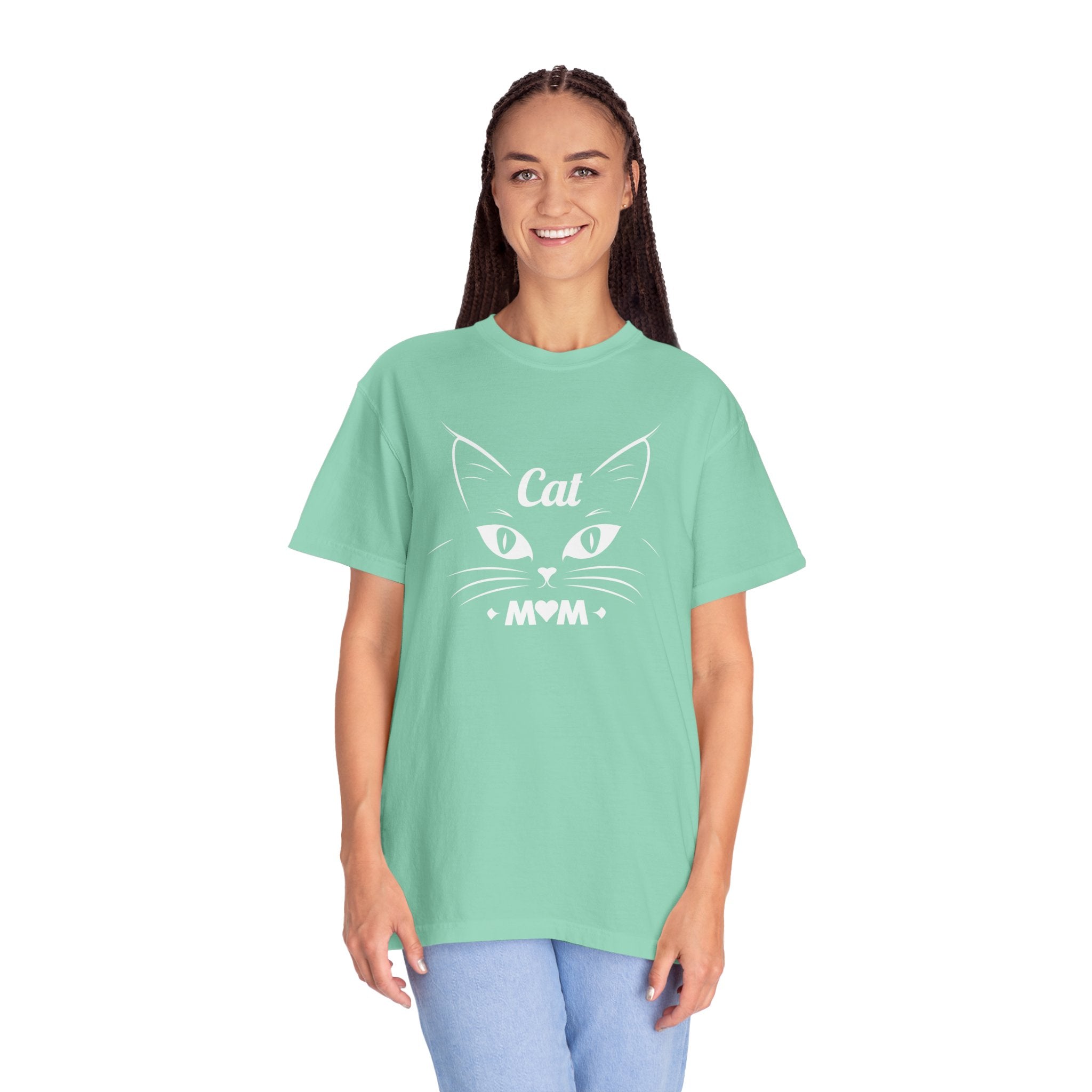 Cat Mom T-shirt