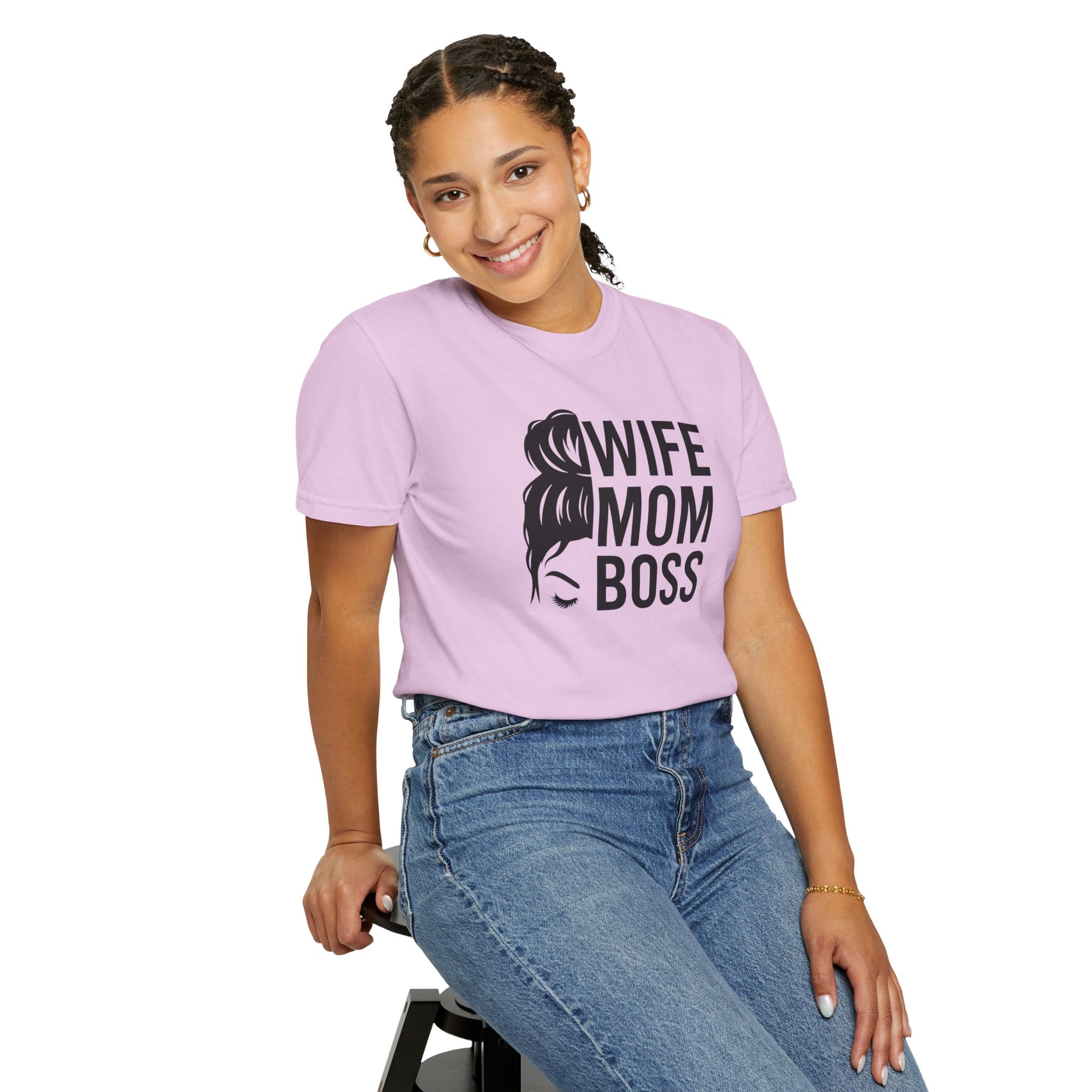 Wife Mom Boss T-Shirt, Unisex Tee for Moms, Gift for New Moms, Casual Outfit, Mother's Day Gift