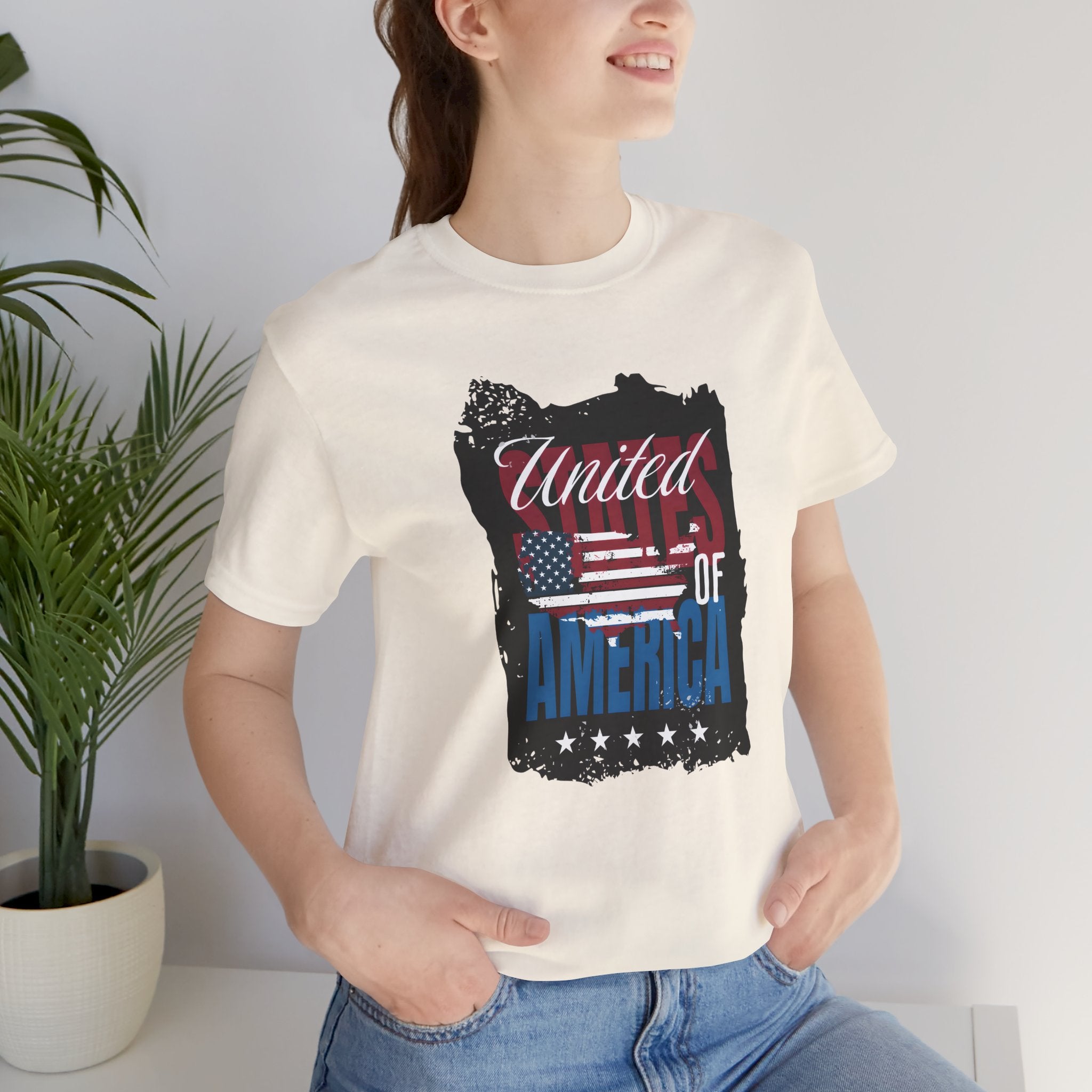 United of America Flag T-Shirt — Patriotic USA Graphic Tee