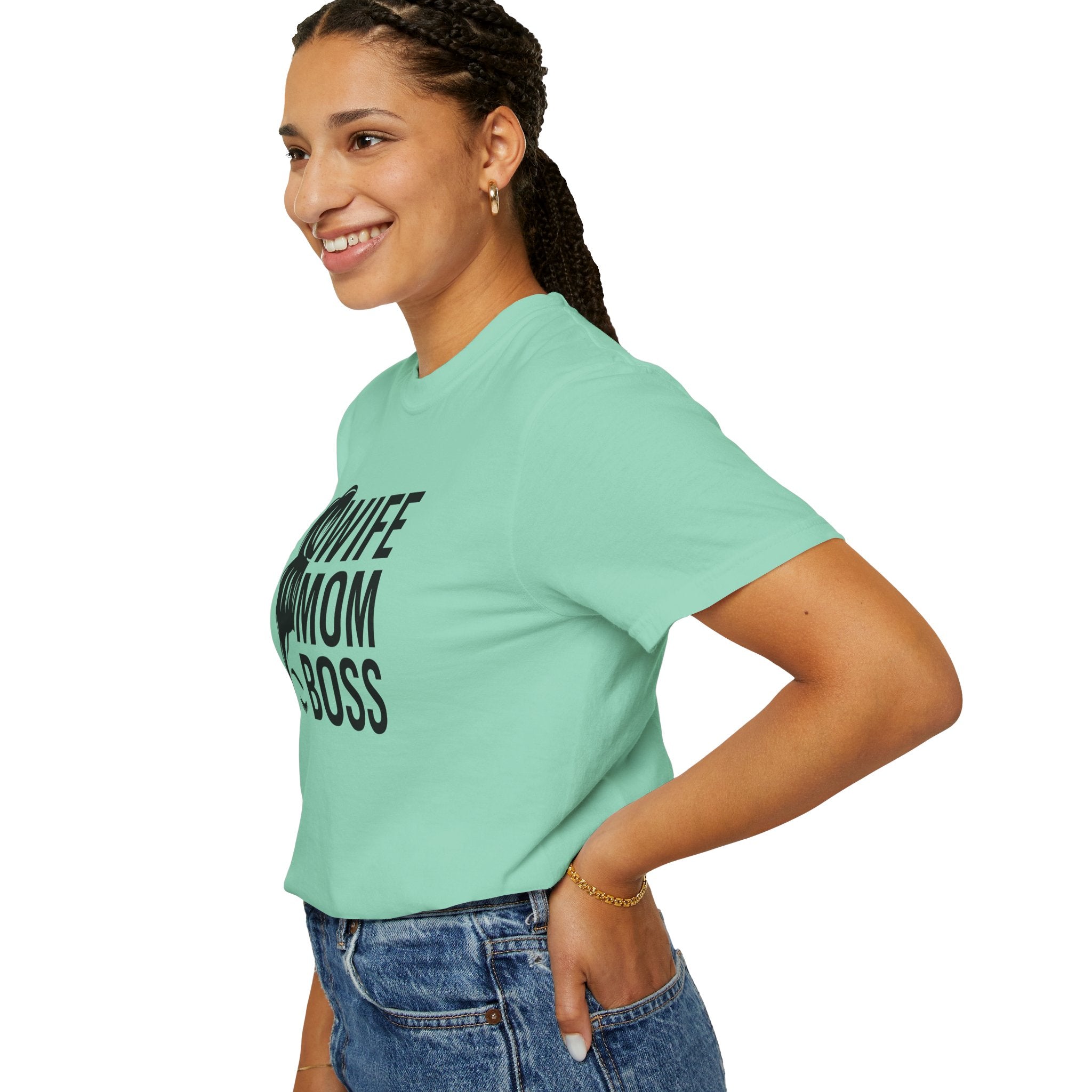 Wife Mom Boss T-Shirt, Unisex Tee for Moms, Gift for New Moms, Casual Outfit, Mother's Day Gift
