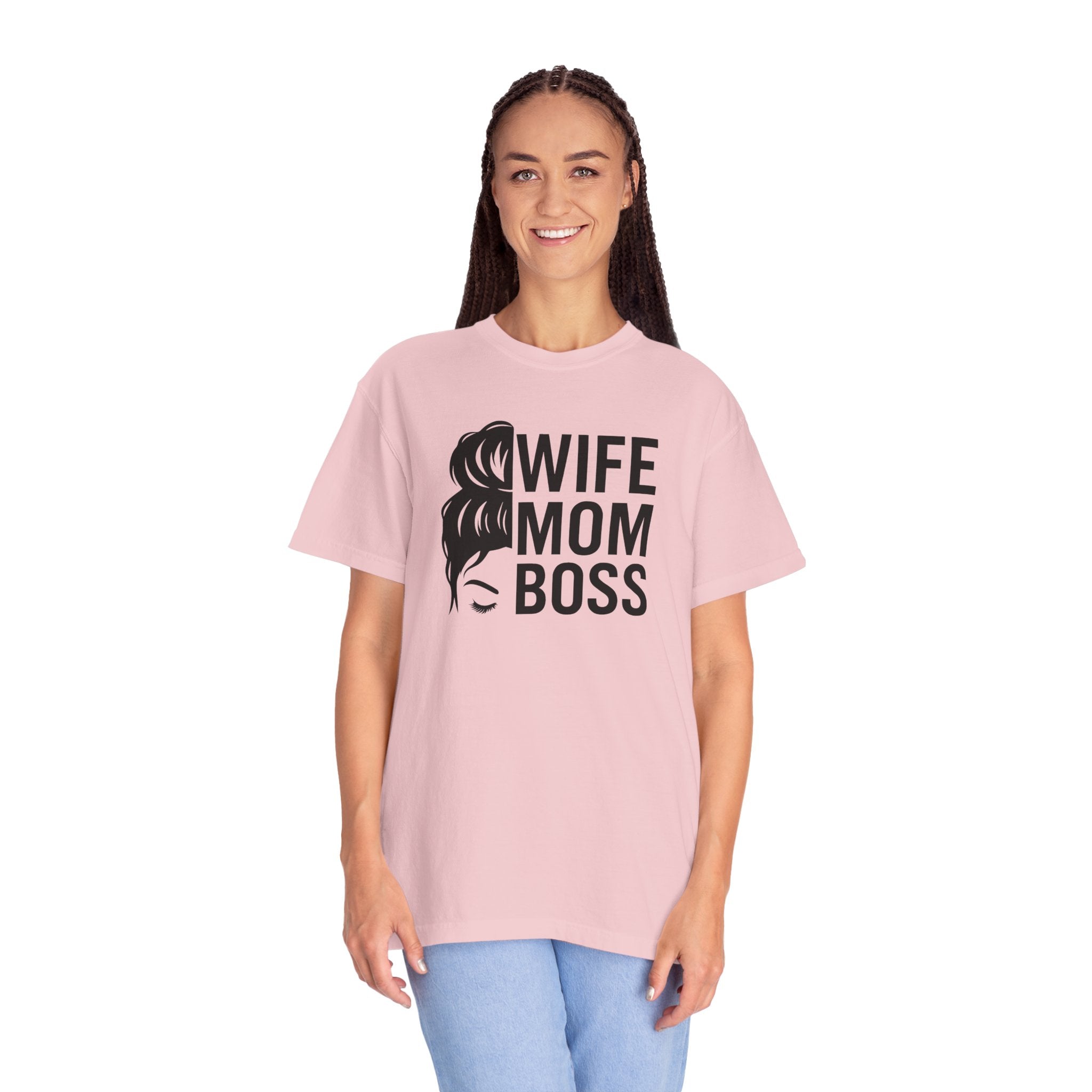 Wife Mom Boss T-Shirt, Unisex Tee for Moms, Gift for New Moms, Casual Outfit, Mother's Day Gift