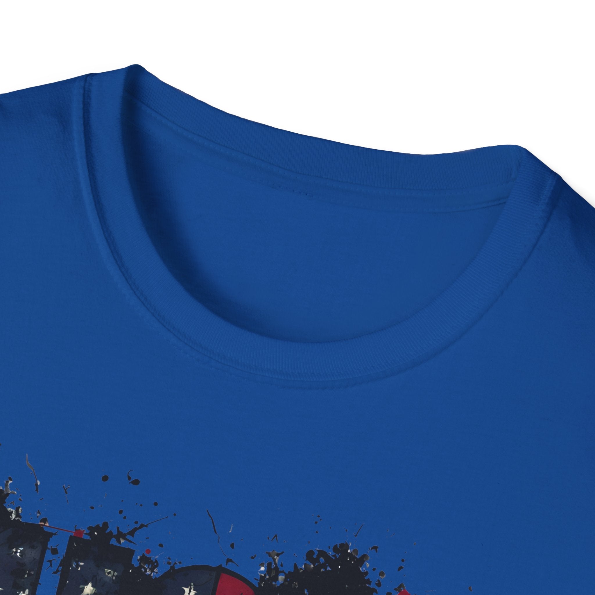 USA Flag Grunge T-Shirt — Distressed American Flag Graphic Tee for 4th of July