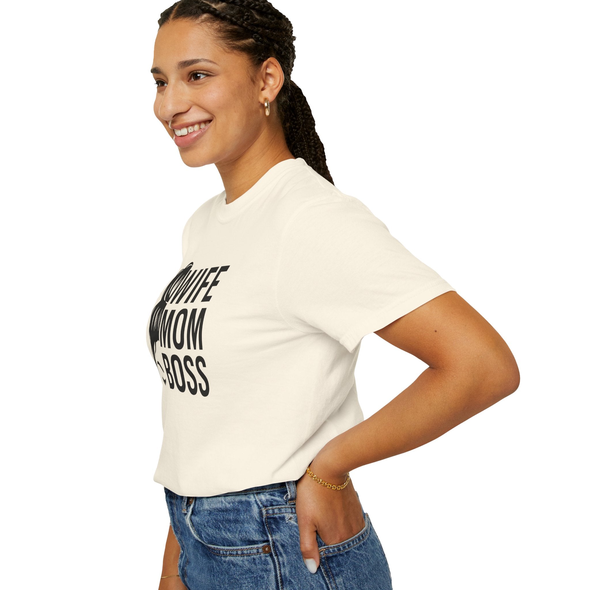 Wife Mom Boss T-Shirt, Unisex Tee for Moms, Gift for New Moms, Casual Outfit, Mother's Day Gift