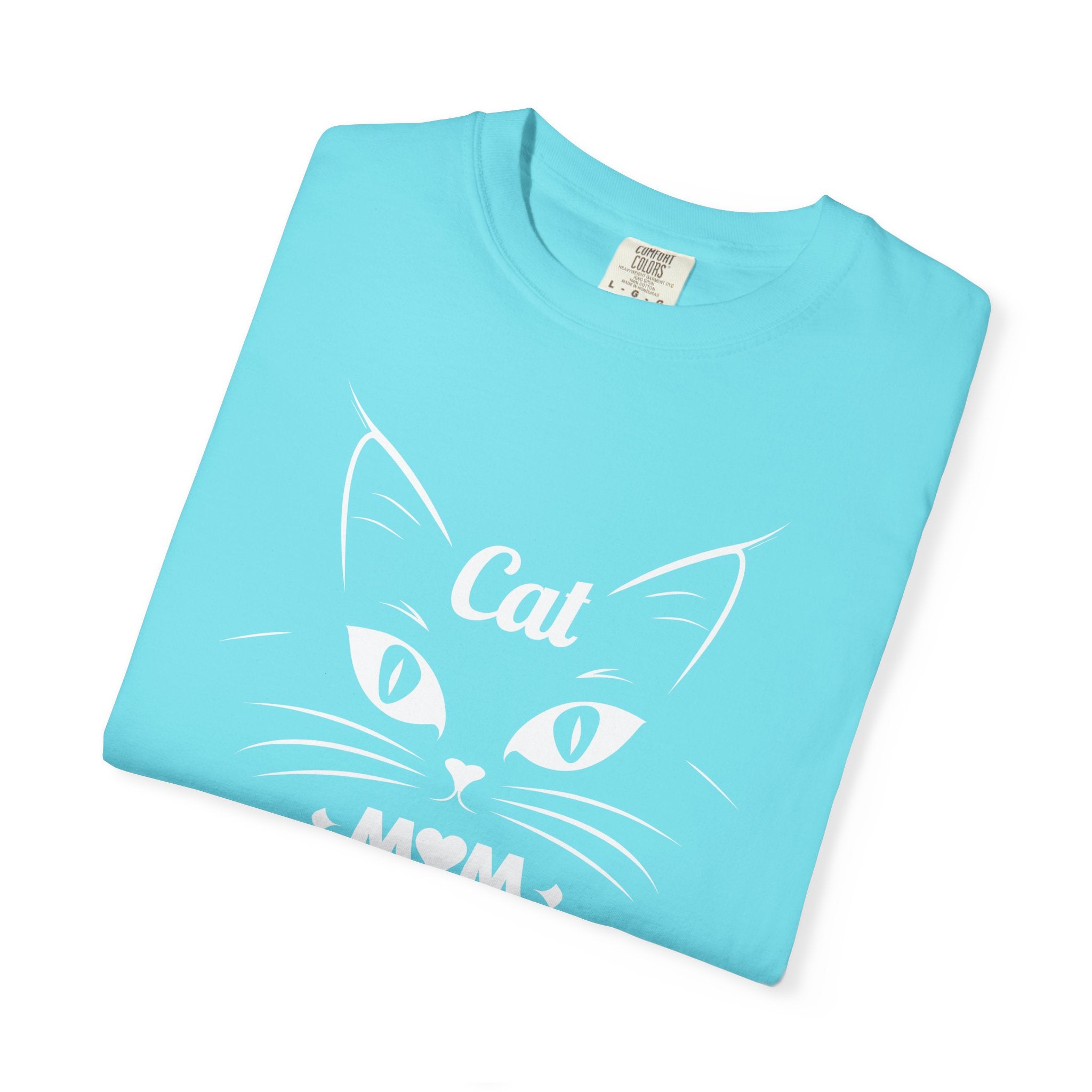Cat Mom T-shirt