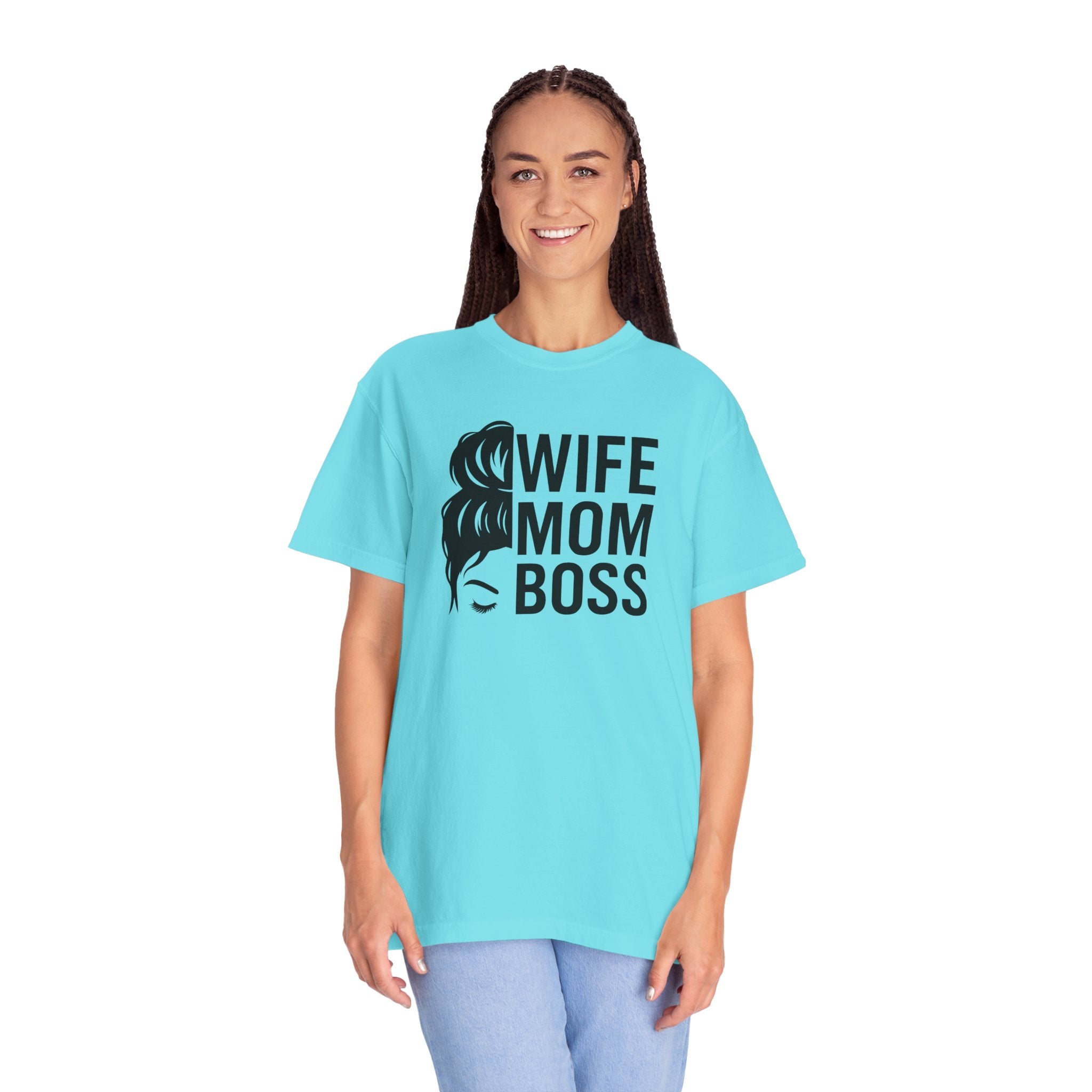 Wife Mom Boss T-Shirt, Unisex Tee for Moms, Gift for New Moms, Casual Outfit, Mother's Day Gift