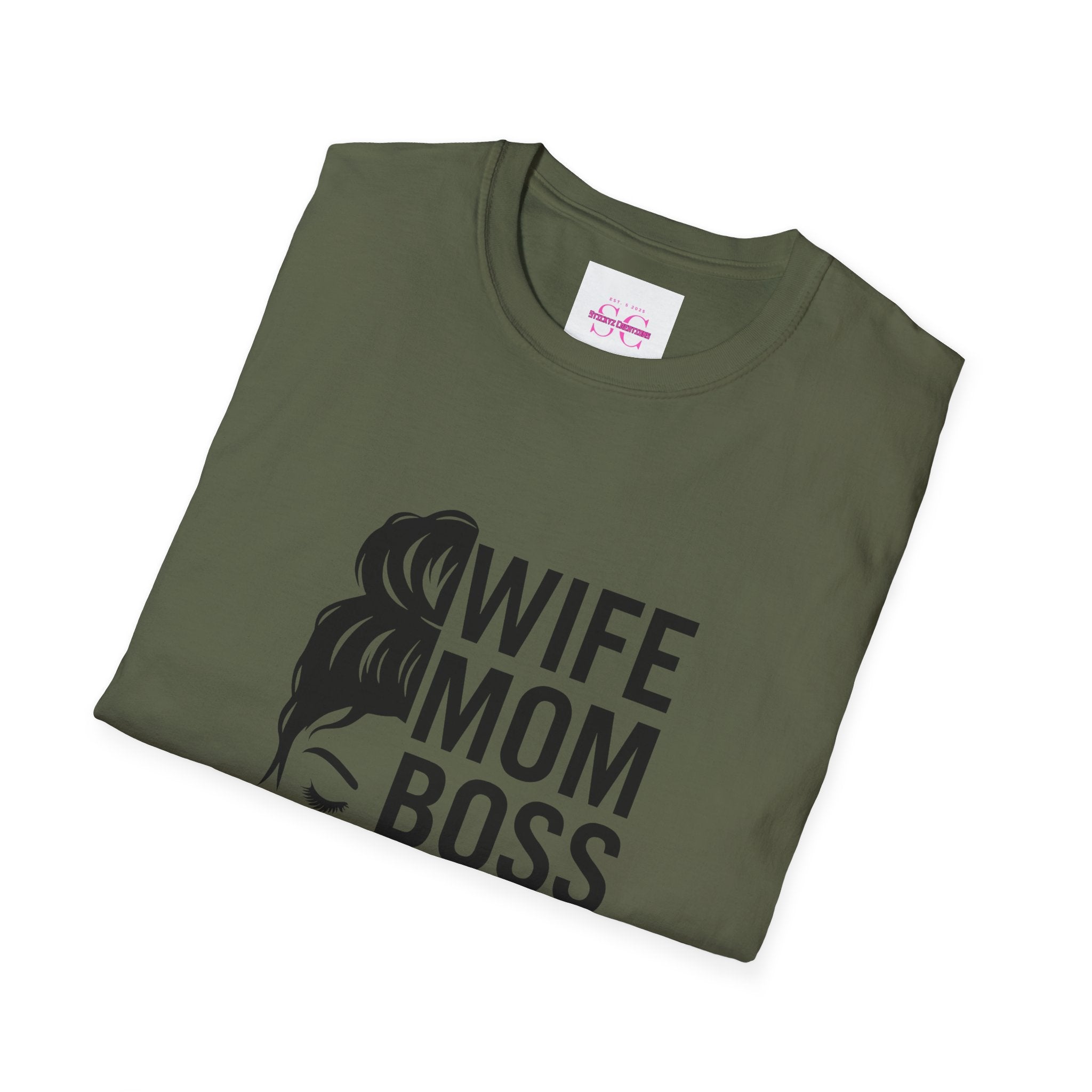Wife Mom Boss T-Shirt, Unisex Graphic Tee for Moms, Gift for Mother's Day, Casual Wear, Birthday Present, Funny Mom Shirt