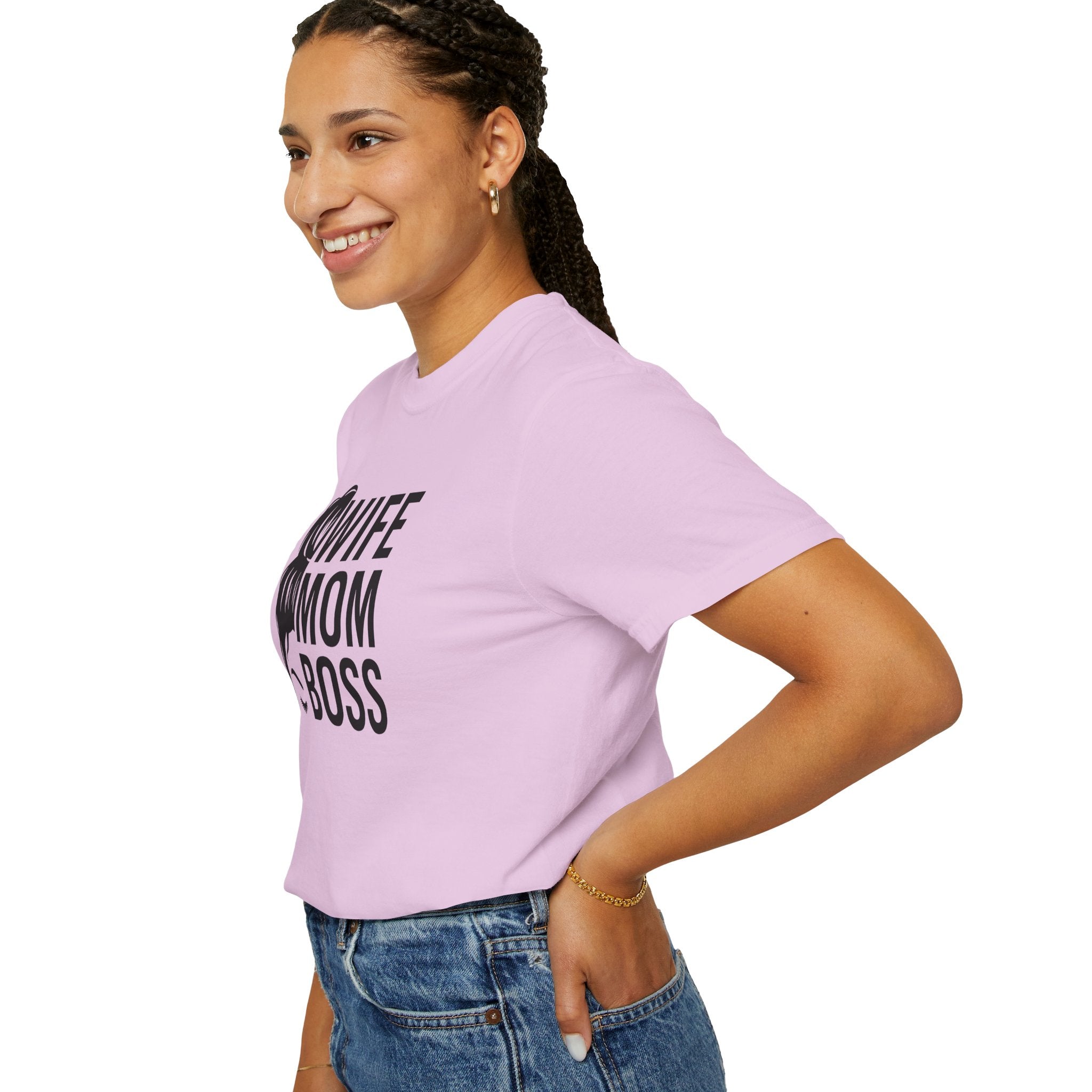 Wife Mom Boss T-Shirt, Unisex Tee for Moms, Gift for New Moms, Casual Outfit, Mother's Day Gift