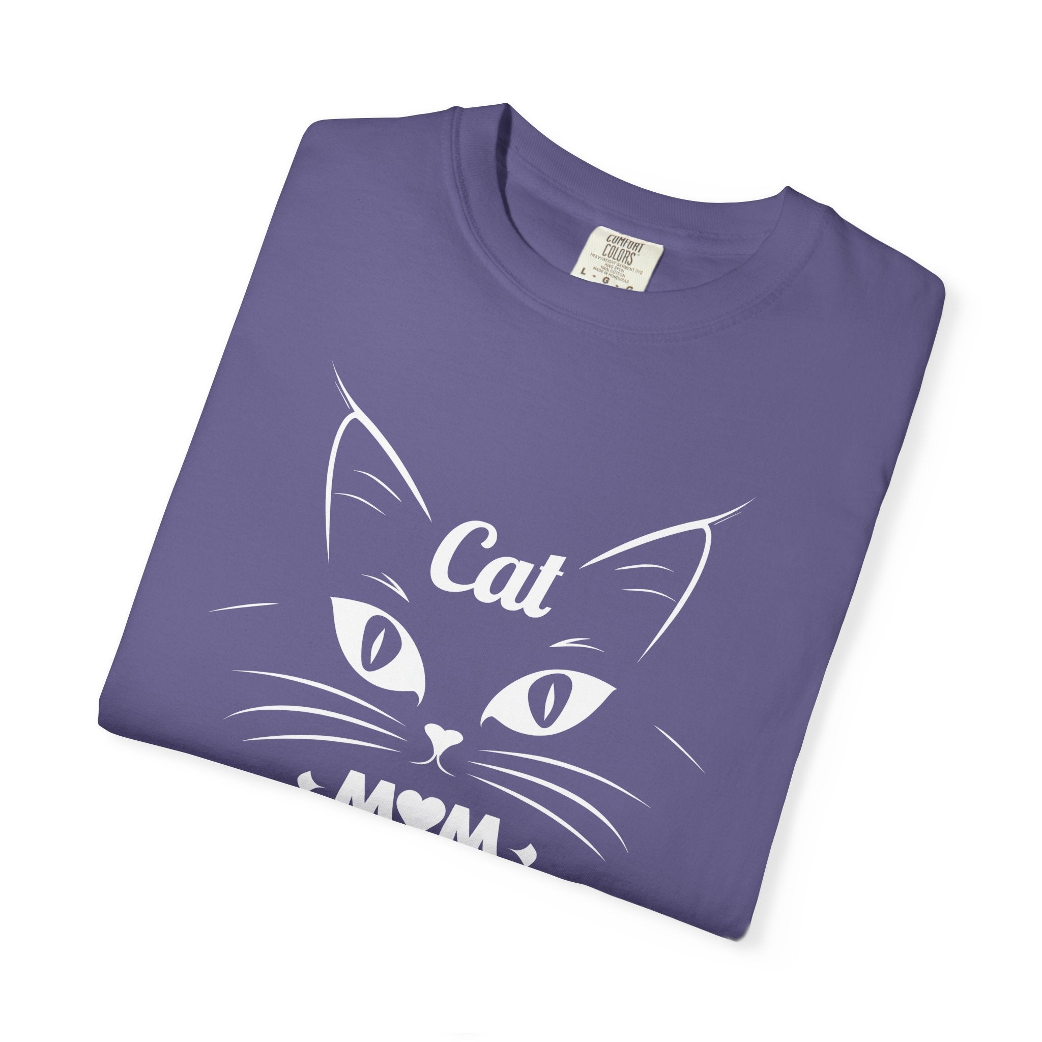 Cat Mom T-shirt