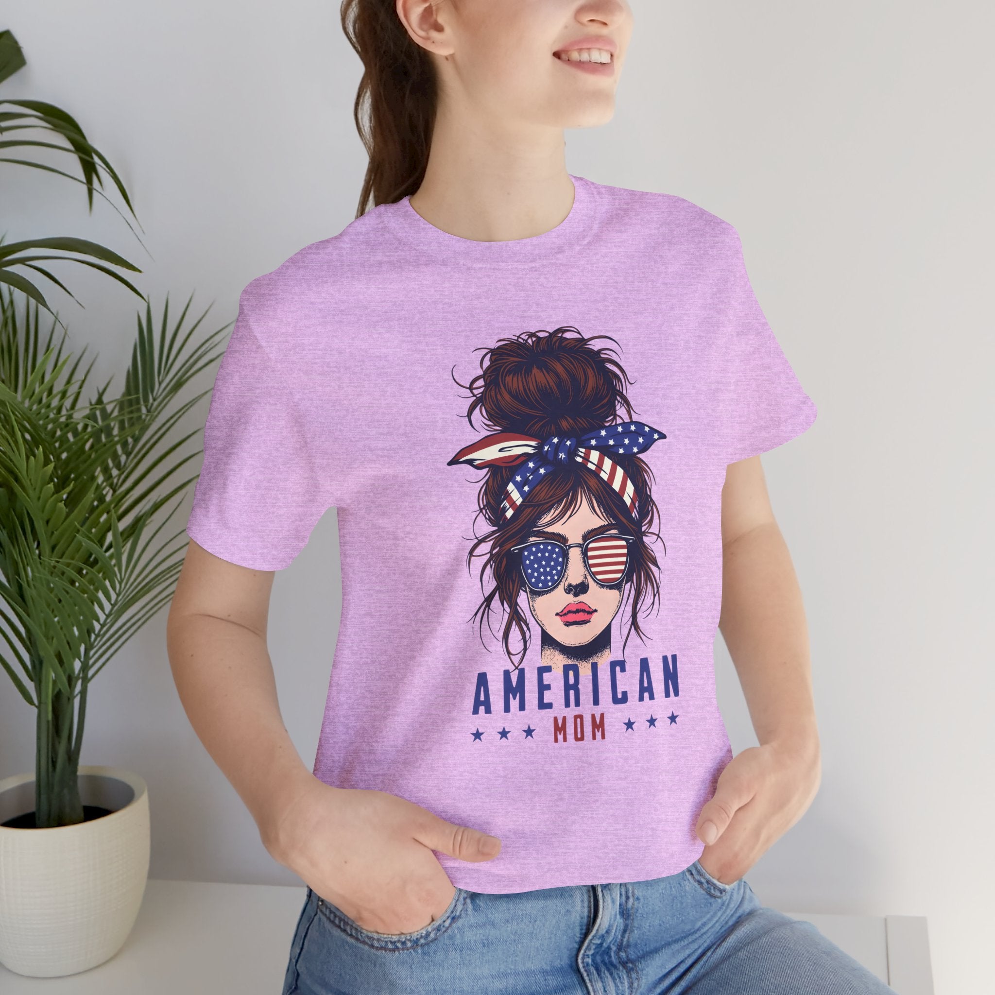 American Mom T-Shirt – Patriotic Mom Graphic Tee