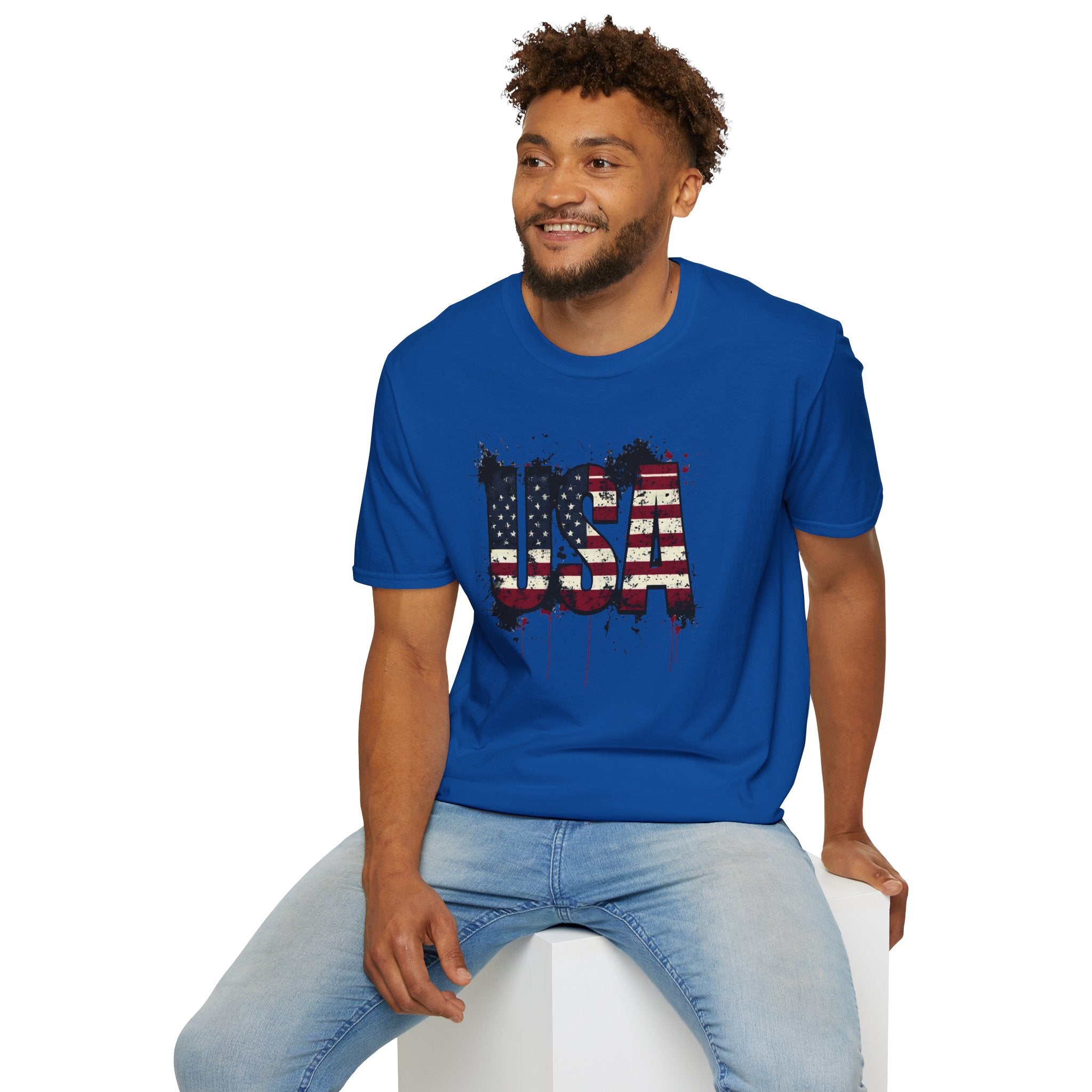 USA Flag Grunge T-Shirt — Distressed American Flag Graphic Tee for 4th of July