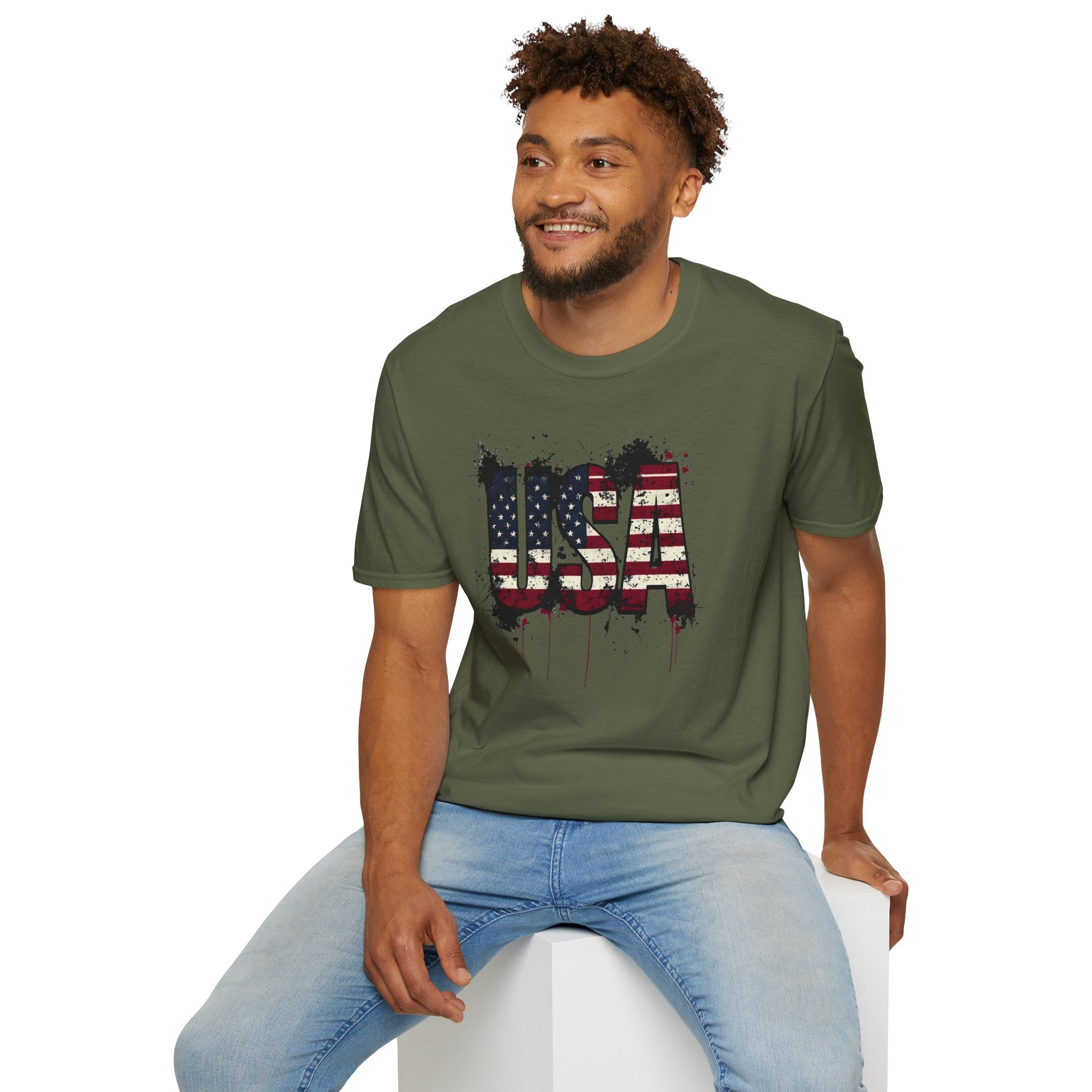 USA Flag Grunge T-Shirt — Distressed American Flag Graphic Tee for 4th of July