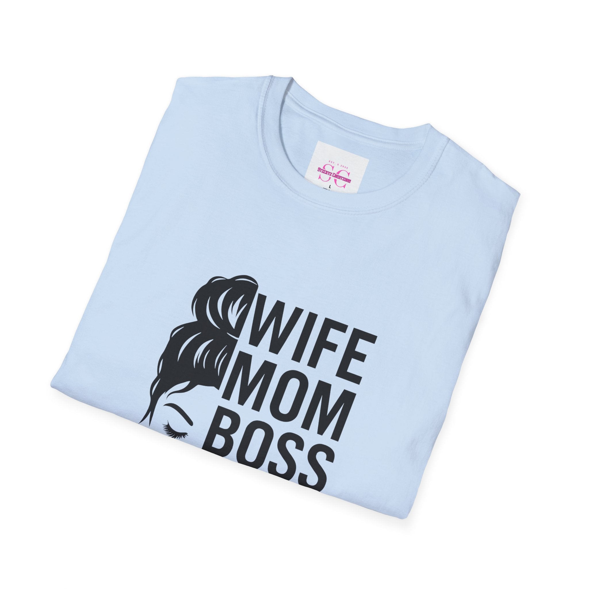 Wife Mom Boss T-Shirt, Unisex Graphic Tee for Moms, Gift for Mother's Day, Casual Wear, Birthday Present, Funny Mom Shirt