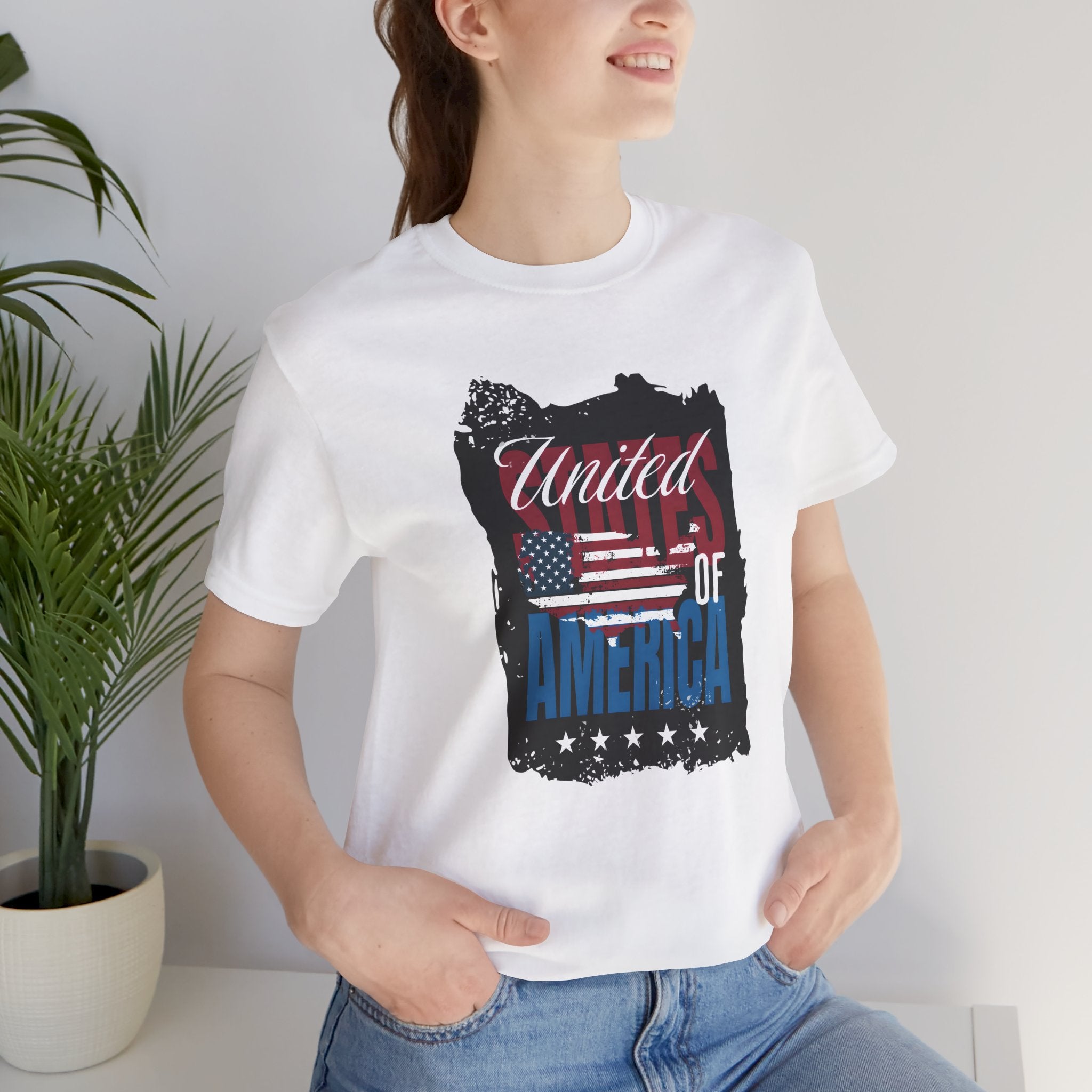 United of America Flag T-Shirt — Patriotic USA Graphic Tee