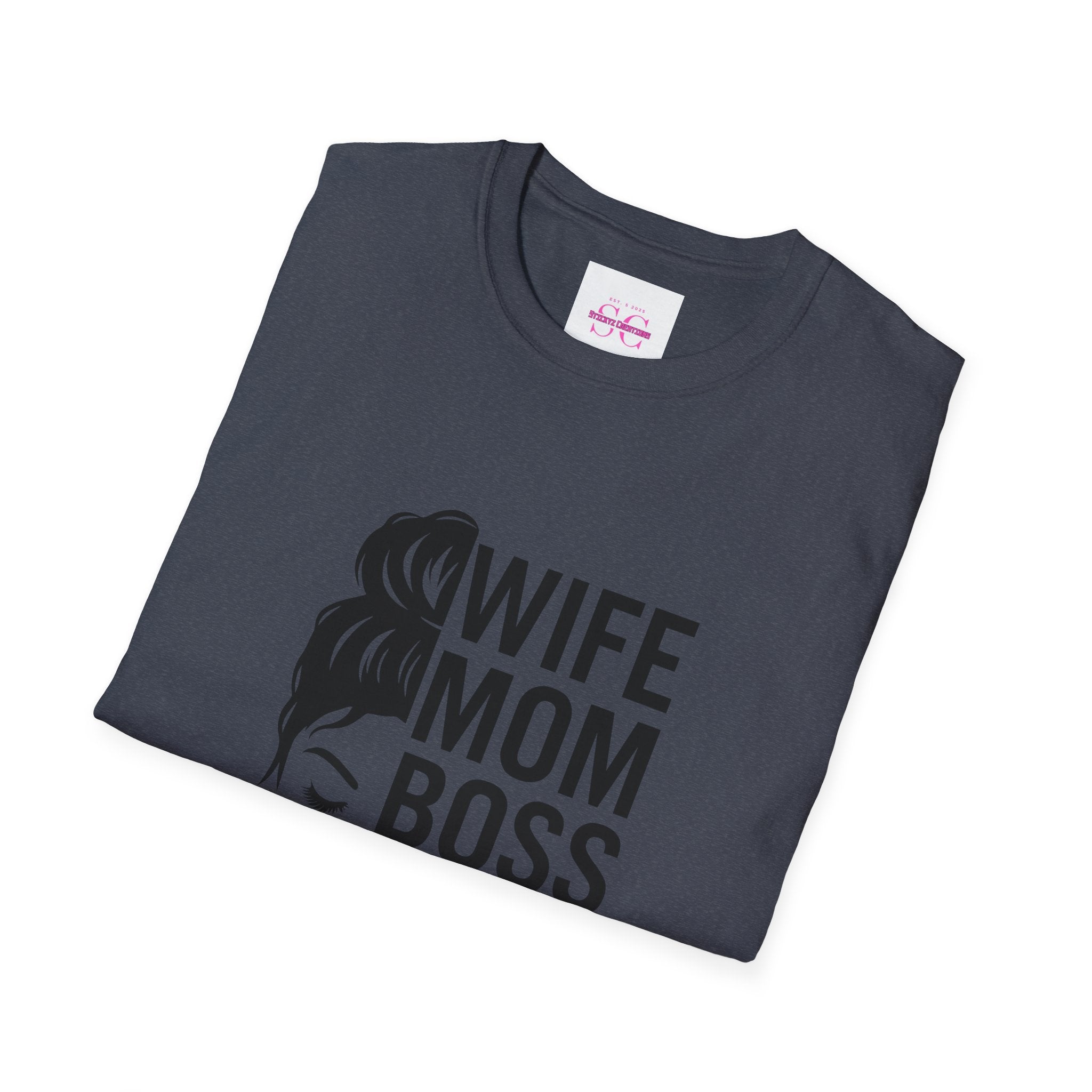 Wife Mom Boss T-Shirt, Unisex Graphic Tee for Moms, Gift for Mother's Day, Casual Wear, Birthday Present, Funny Mom Shirt