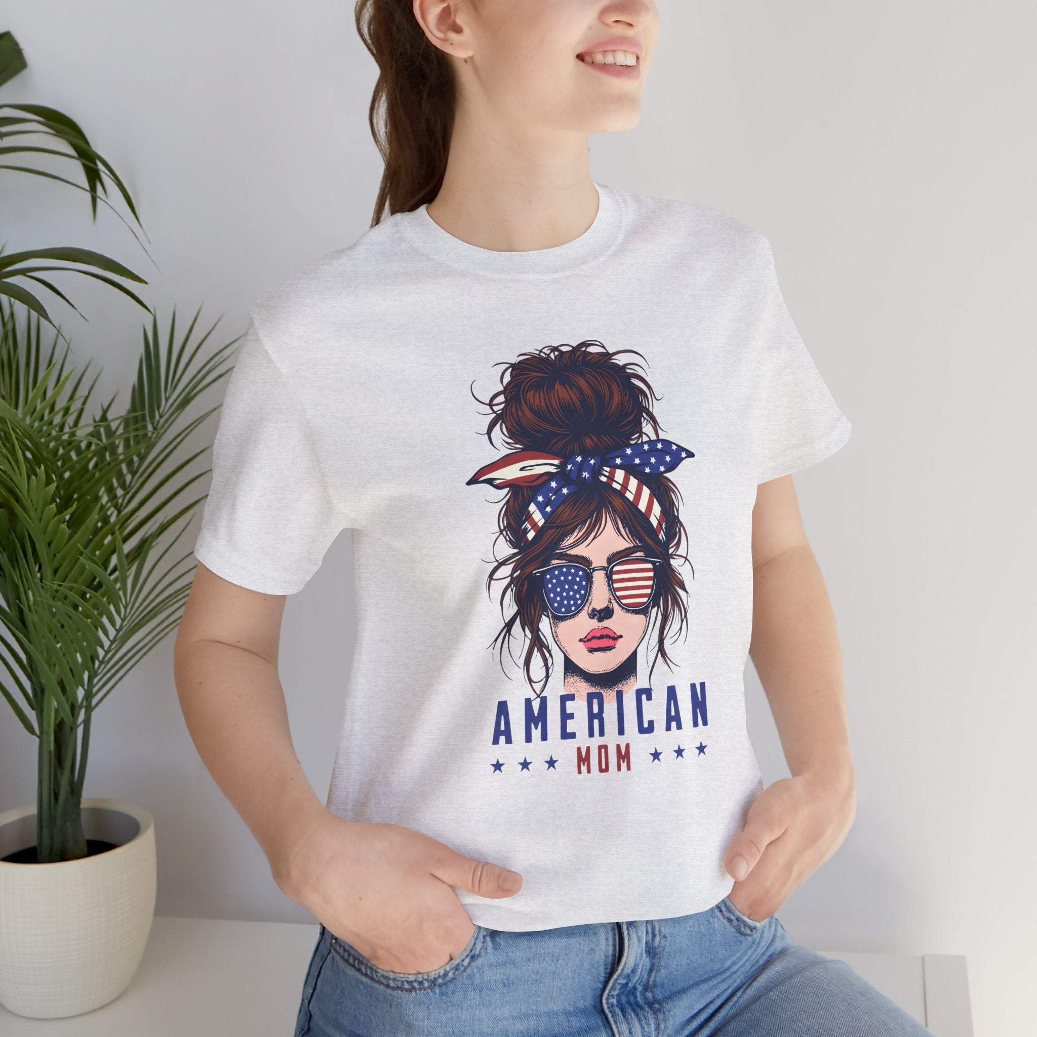 American Mom T-Shirt – Patriotic Mom Graphic Tee