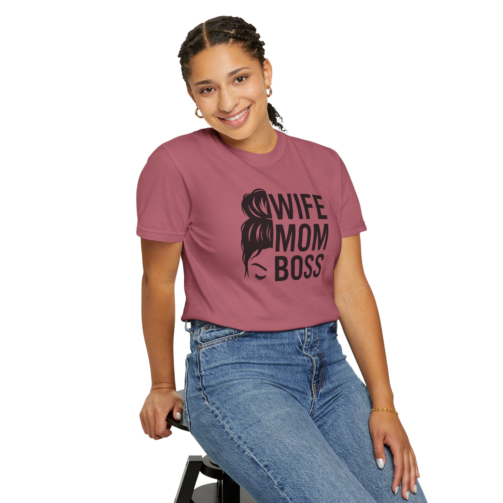 Wife Mom Boss T-Shirt, Unisex Tee for Moms, Gift for New Moms, Casual Outfit, Mother's Day Gift