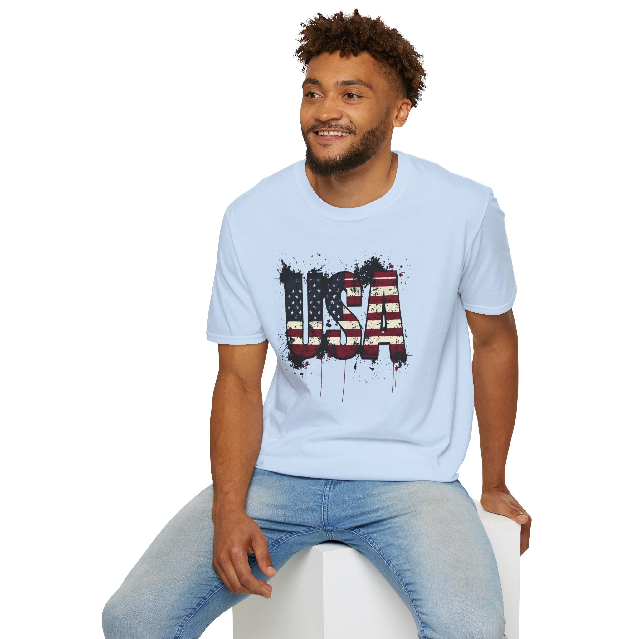 USA Flag Grunge T-Shirt — Distressed American Flag Graphic Tee for 4th of July