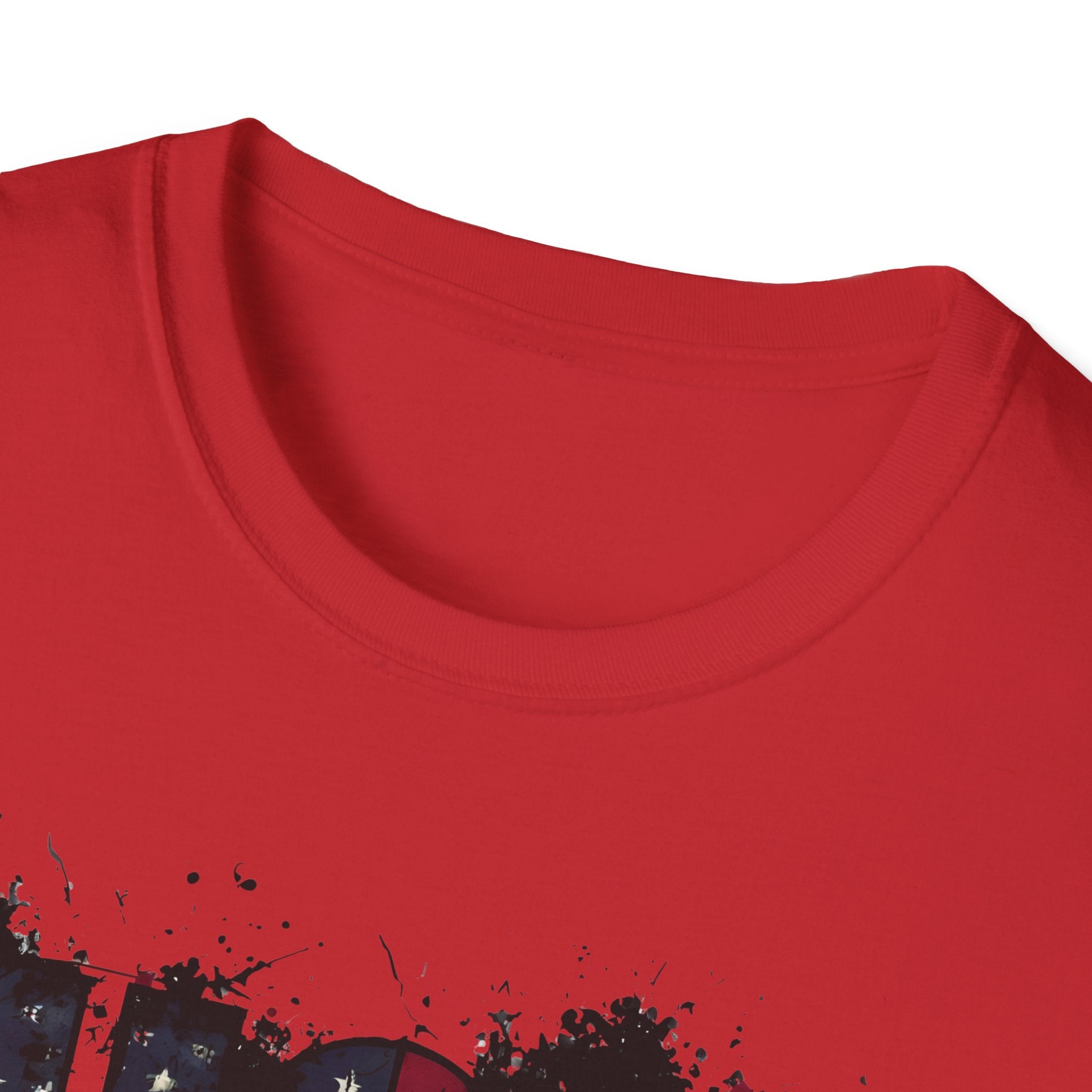 USA Flag Grunge T-Shirt — Distressed American Flag Graphic Tee for 4th of July