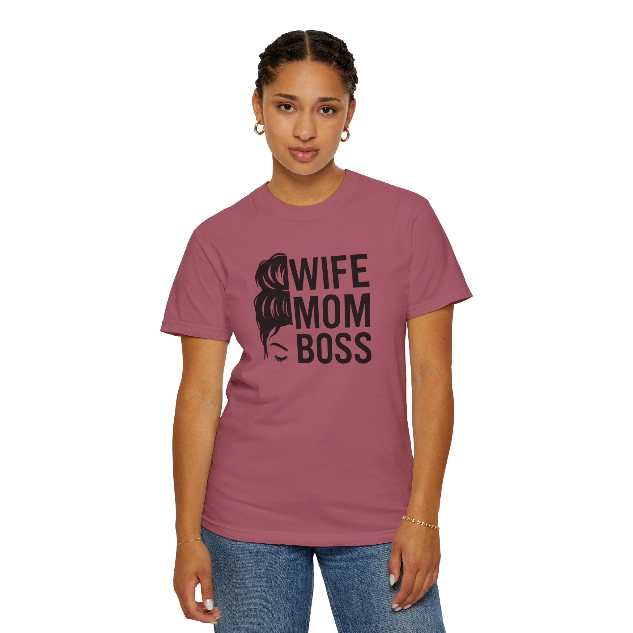 Wife Mom Boss T-Shirt, Unisex Tee for Moms, Gift for New Moms, Casual Outfit, Mother's Day Gift