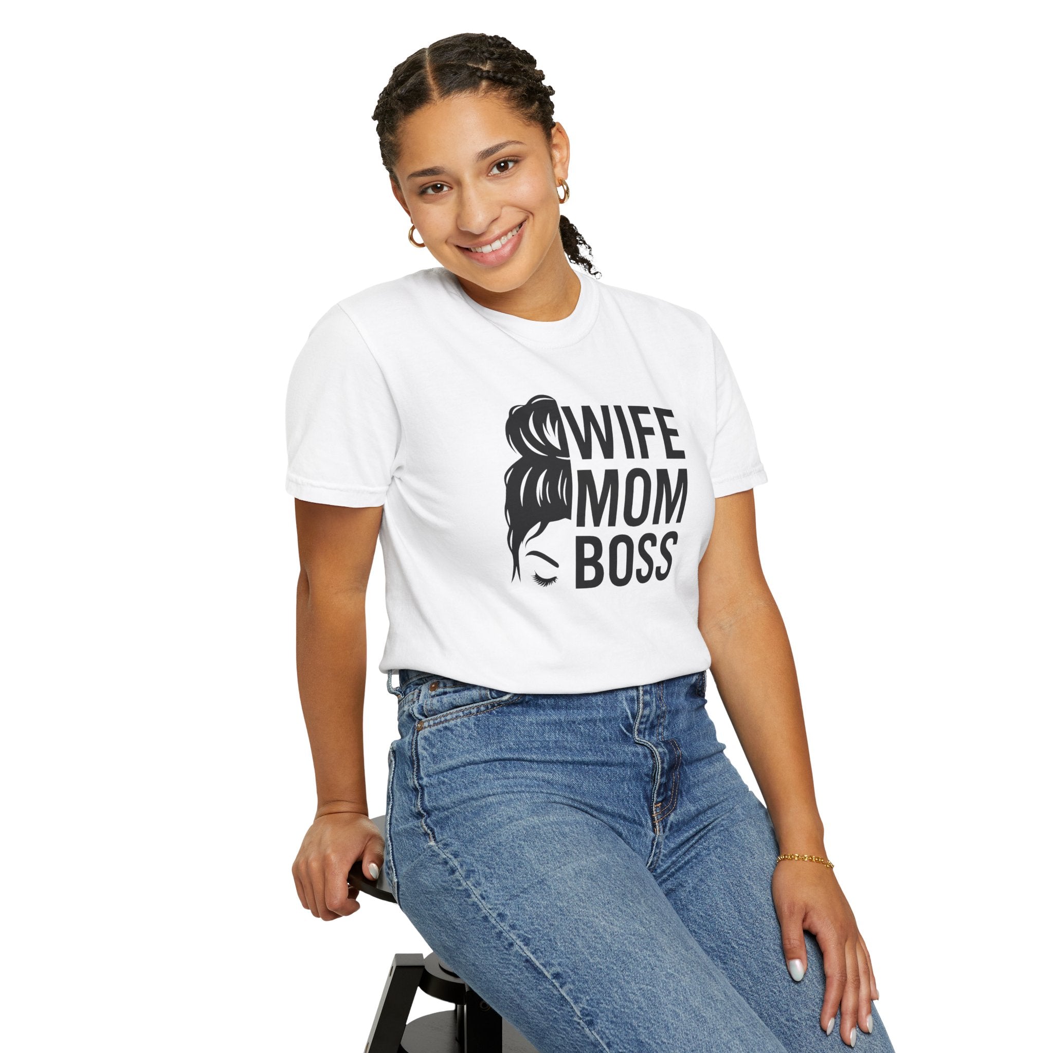 Wife Mom Boss T-Shirt, Unisex Tee for Moms, Gift for New Moms, Casual Outfit, Mother's Day Gift