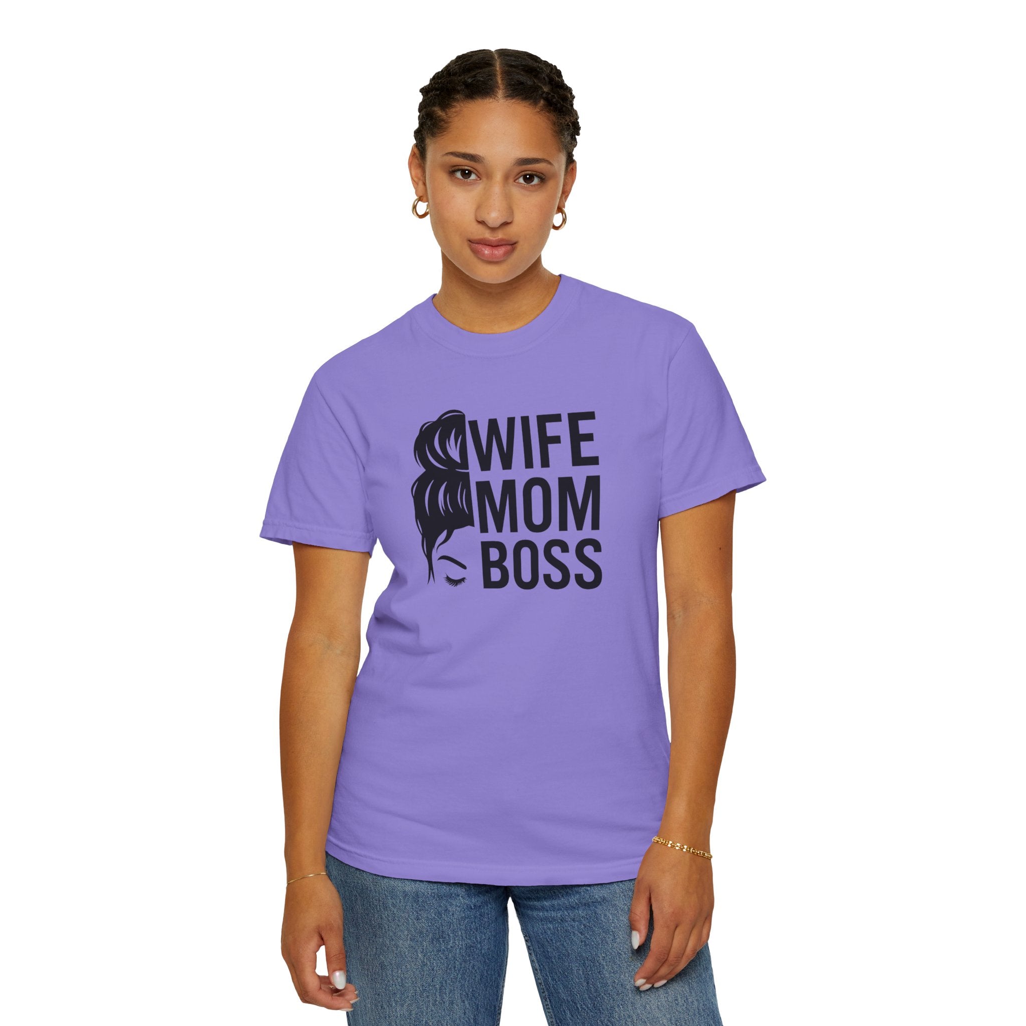 Wife Mom Boss T-Shirt, Unisex Tee for Moms, Gift for New Moms, Casual Outfit, Mother's Day Gift