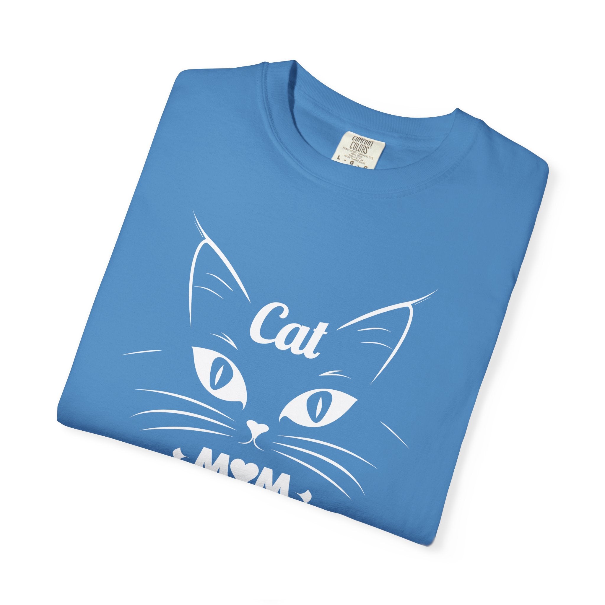 Cat Mom T-shirt
