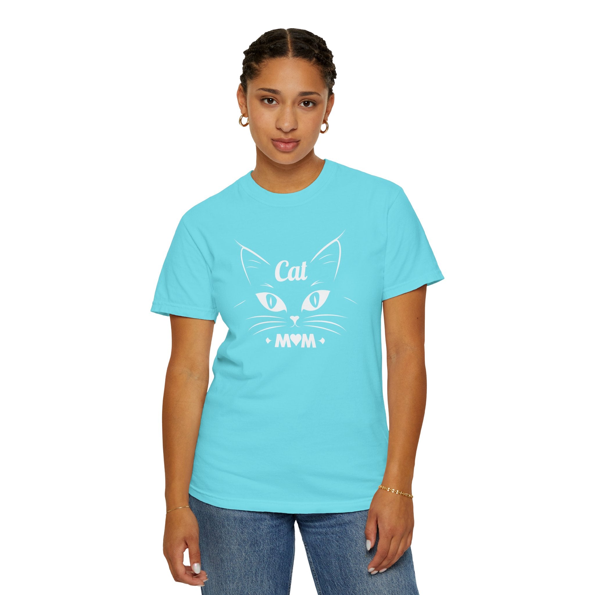 Cat Mom T-shirt