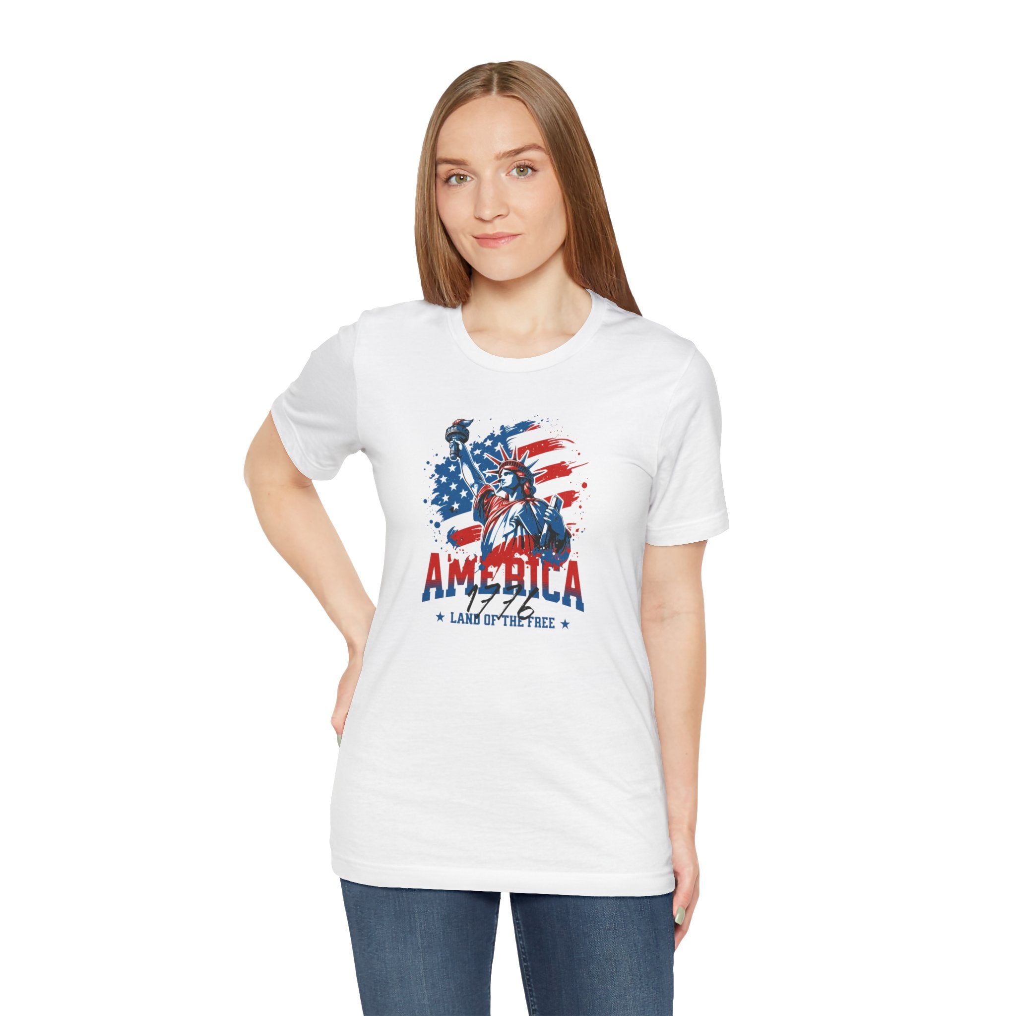 America 1776 Statue of Liberty Graphic Tee - Land of the Free Patriotic T-Shirt