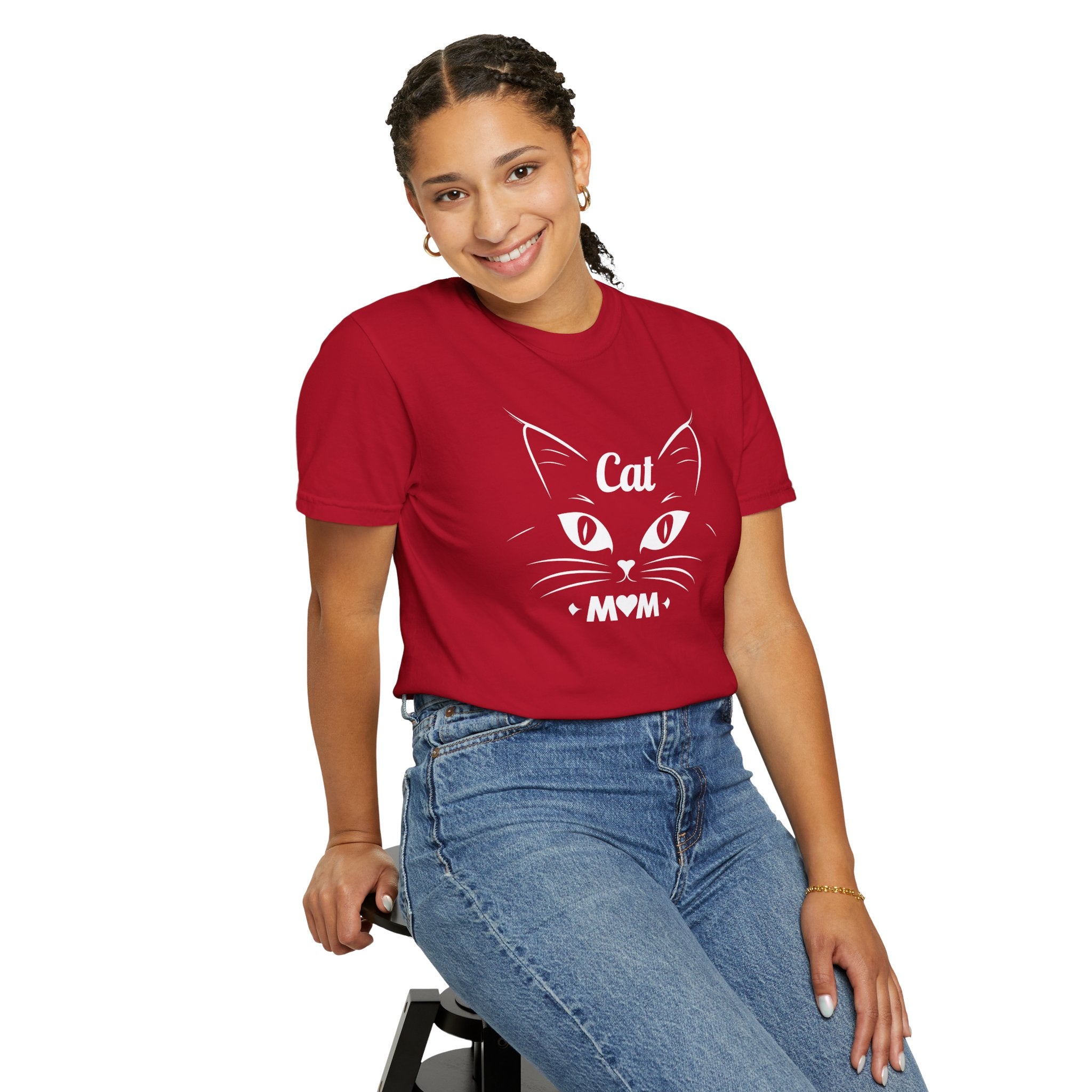 Cat Mom T-shirt