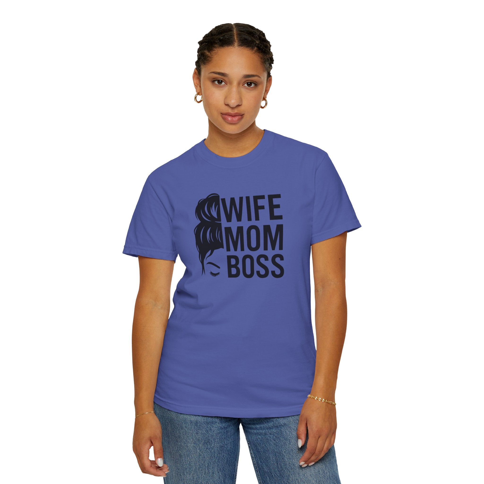 Wife Mom Boss T-Shirt, Unisex Tee for Moms, Gift for New Moms, Casual Outfit, Mother's Day Gift