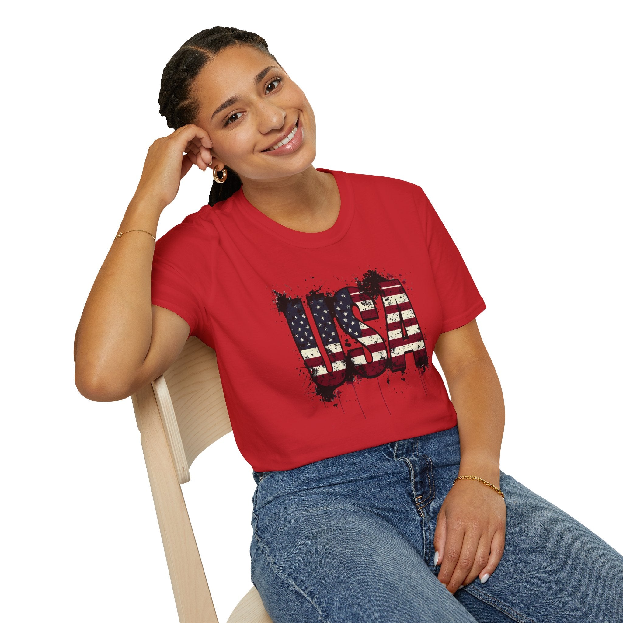 USA Flag Grunge T-Shirt — Distressed American Flag Graphic Tee for 4th of July